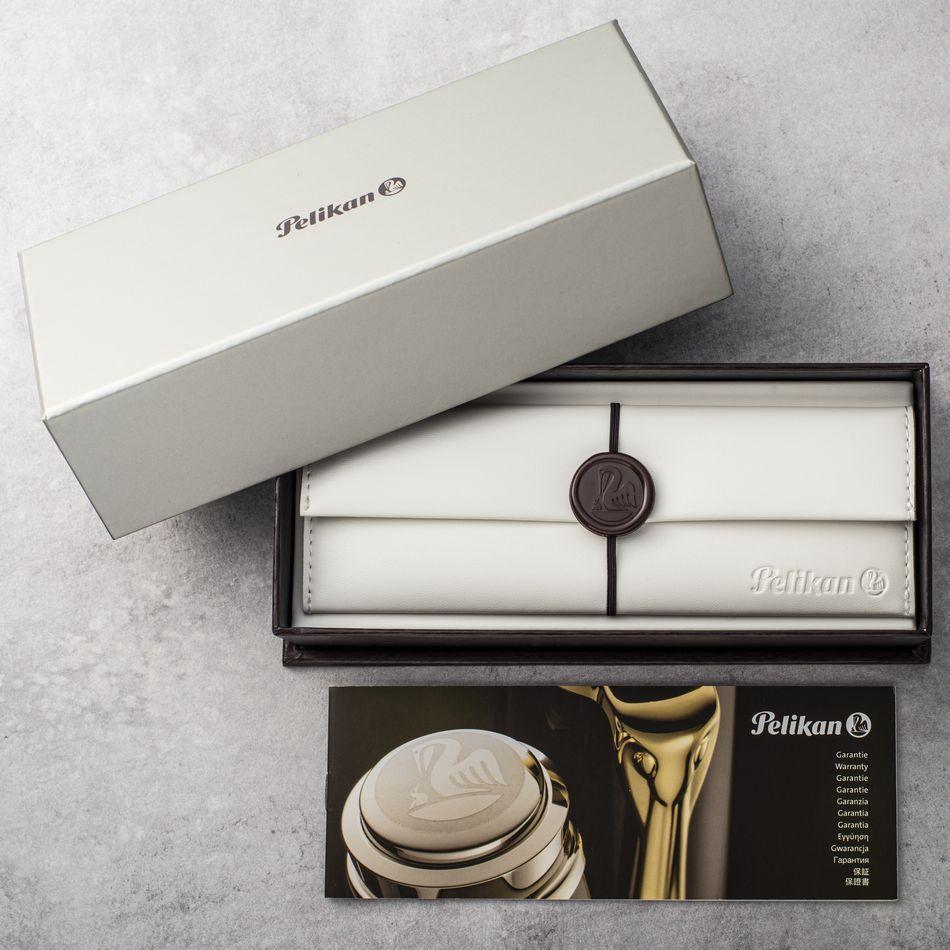 Pelikan Souveran M400 White Tortoiseshell Fountain Pen - Pelikan Pens Online Shop