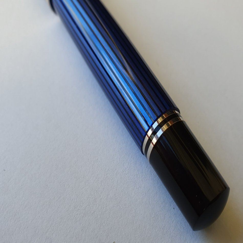 Pelikan Souveran M405 Fountain Pen - Blue Striated - Pelikan Pens Online Shop